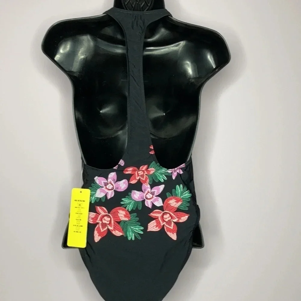 Black floral print high leg T-back Swimsuit Sz: M